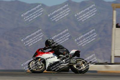 media/Apr-09-2023-SoCal Trackdays (Sun) [[333f347954]]/Turn 9 Side (140pm)/